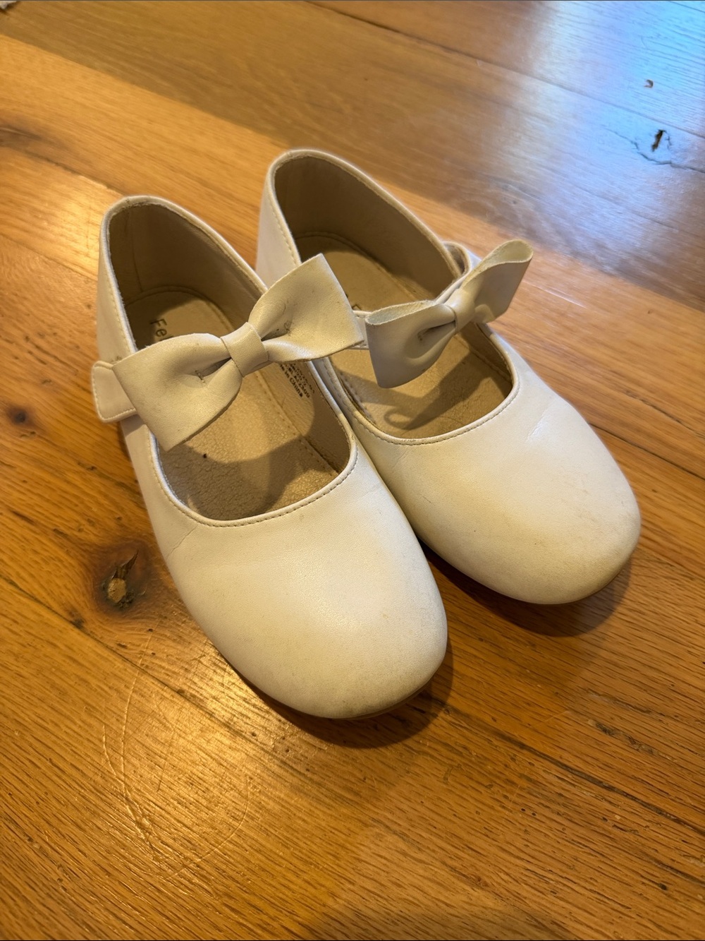 Girls White Bow Mary Jane Dress Shoes – Classic School & Occasion Style